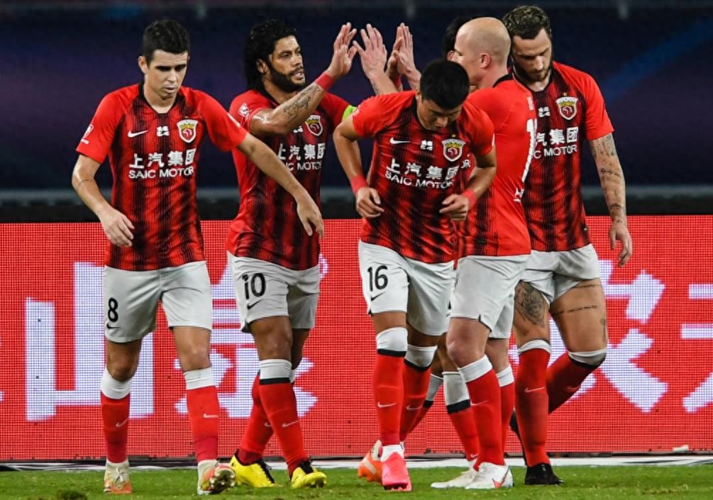 关于上海申花全力备战上海上港，争取双杀对手的信息